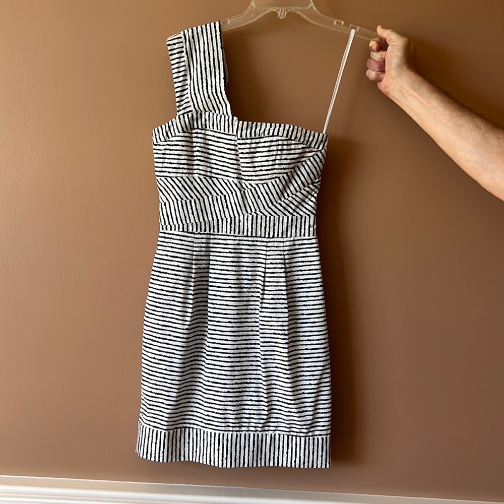 Striped one-shoulder BCBG dress - size 0